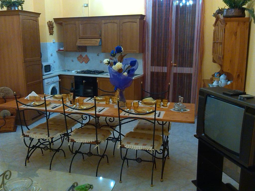 Happy House Wifi Free Bici Free Apartment Avola Exterior photo